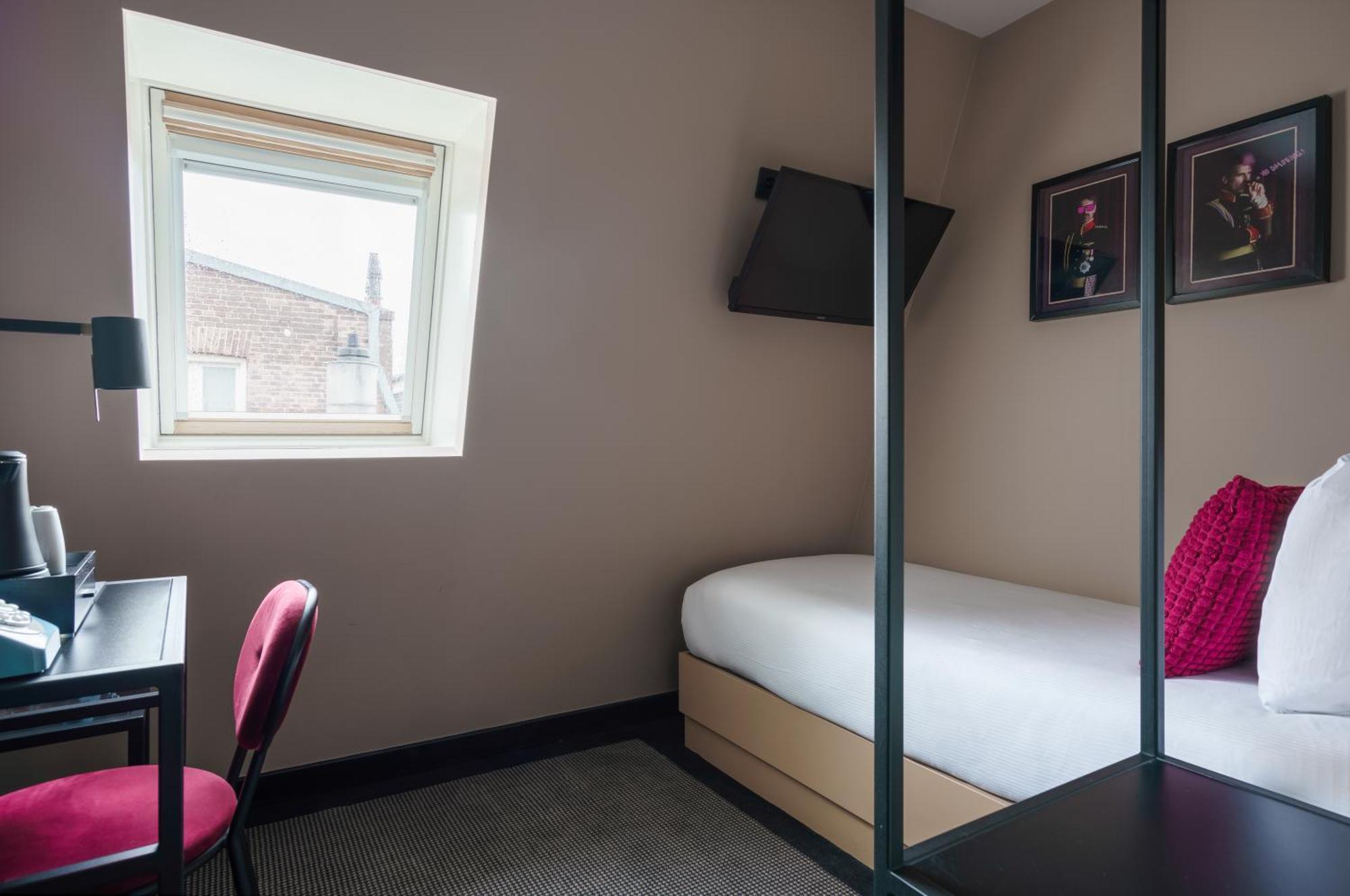 Krisotel Amsterdam Room photo