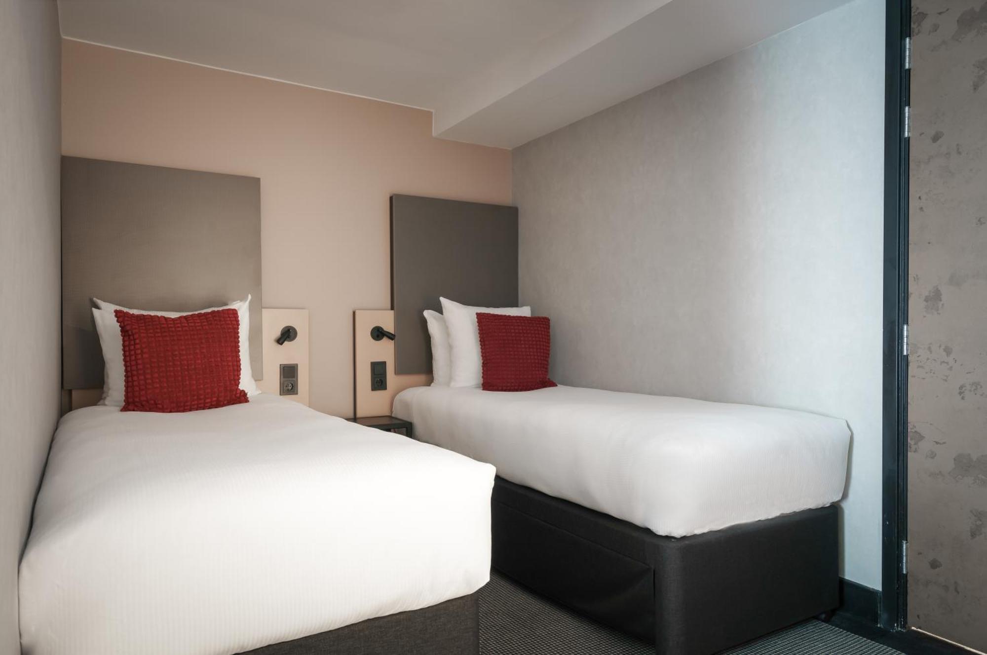 Krisotel Amsterdam Room photo